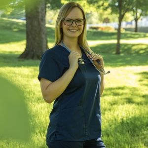 Meet your Posher, Avery